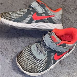 Toddler girl Nike shoes